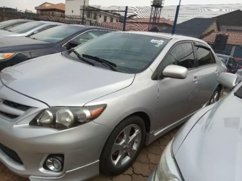 Toyota Corolla Sport   - 2012