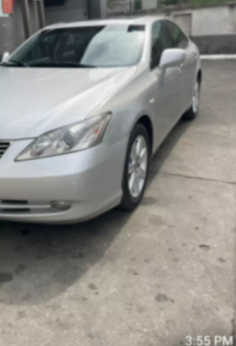 Lexus ES   - 2009