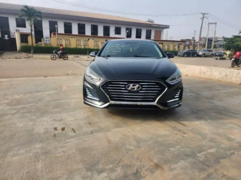 Hyundai Sonata   - 2018
