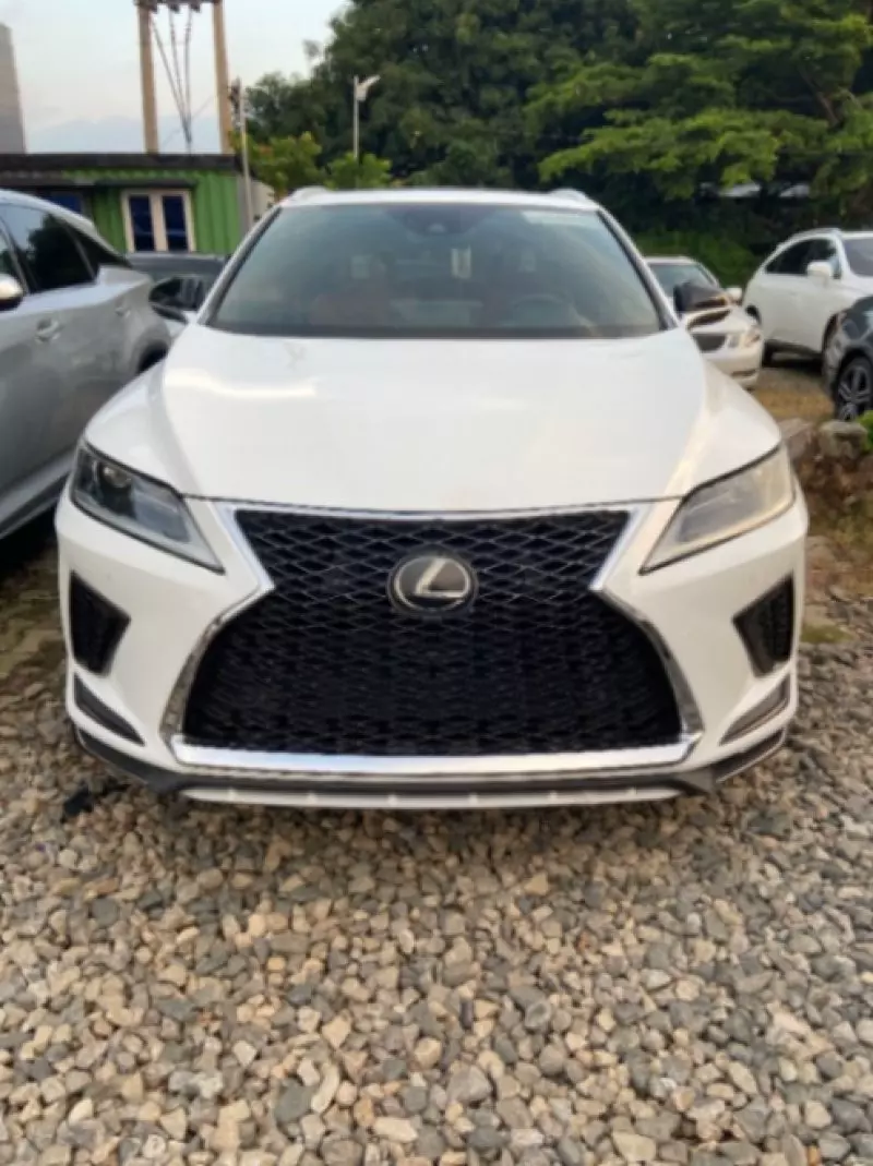 Lexus RX   - 2020