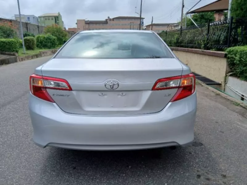 TOYOTA Camry - 2014