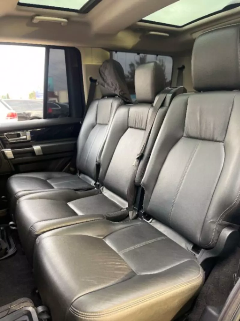 Land Rover Discovery - 2014