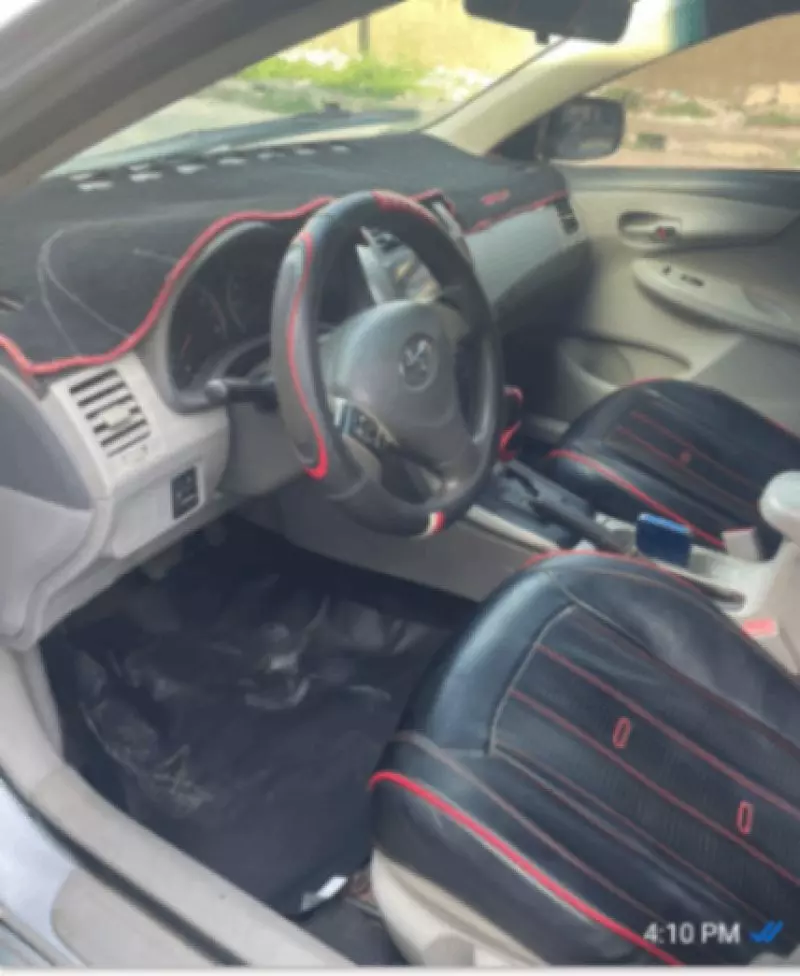 TOYOTA Corolla - 2009