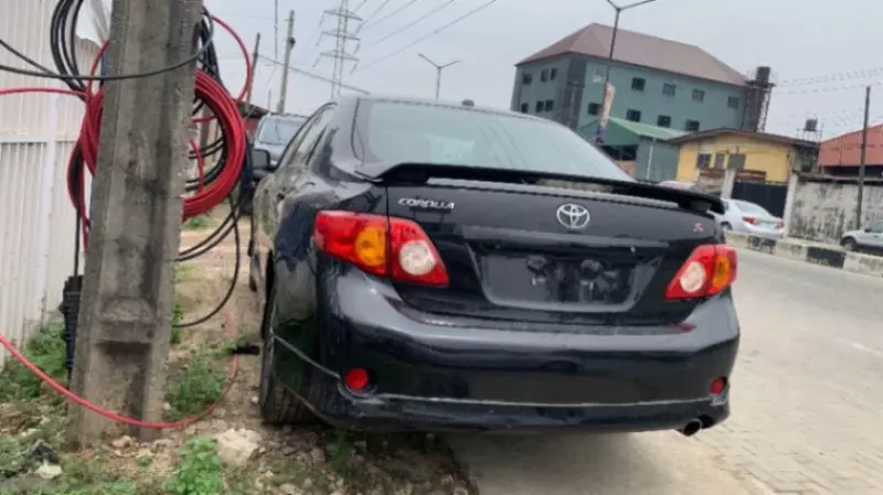 Toyota Corolla   - 2013