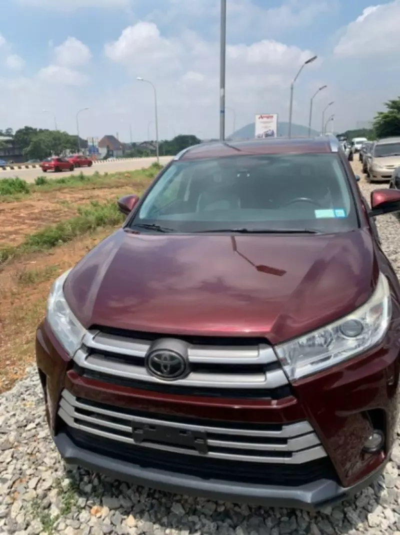TOYOTA Highlander   - 2018