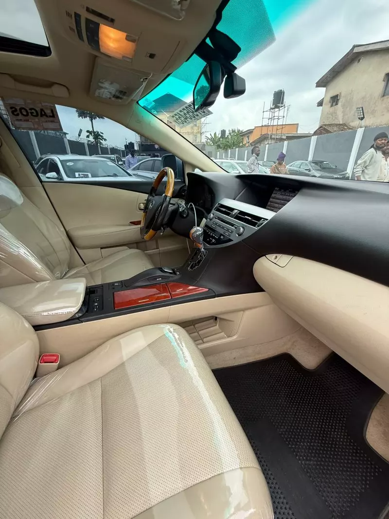 Lexus RX 350   - 2011