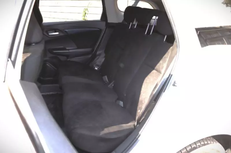 Honda Fit shuttle    - 2018