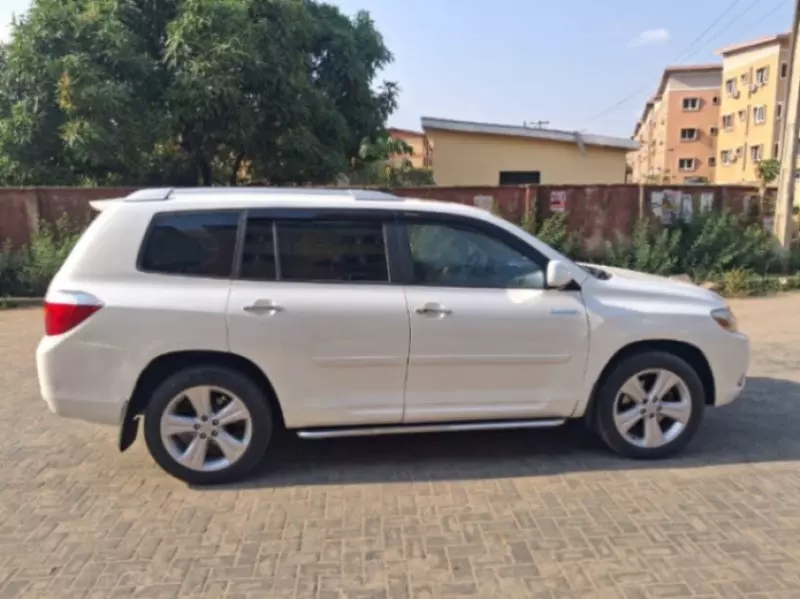 Toyota Highlander   - 2008