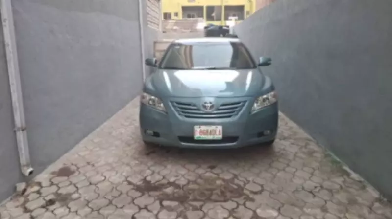 Toyota Camry   - 2007