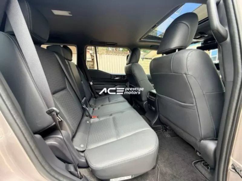 TOYOTA Prado   - 2024