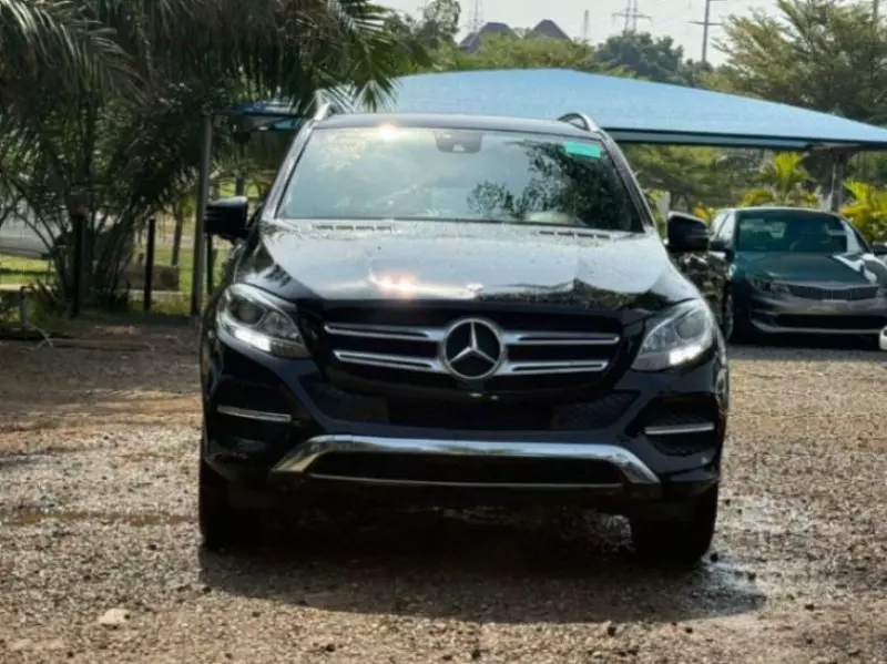 Mercedes-Benz GLE 350   - 2016