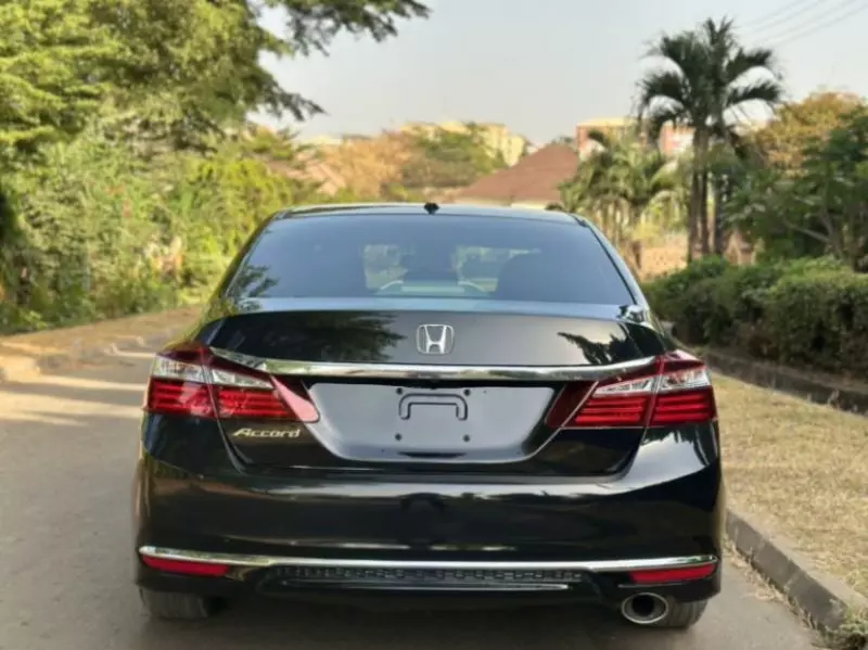 Honda Accord   - 2013