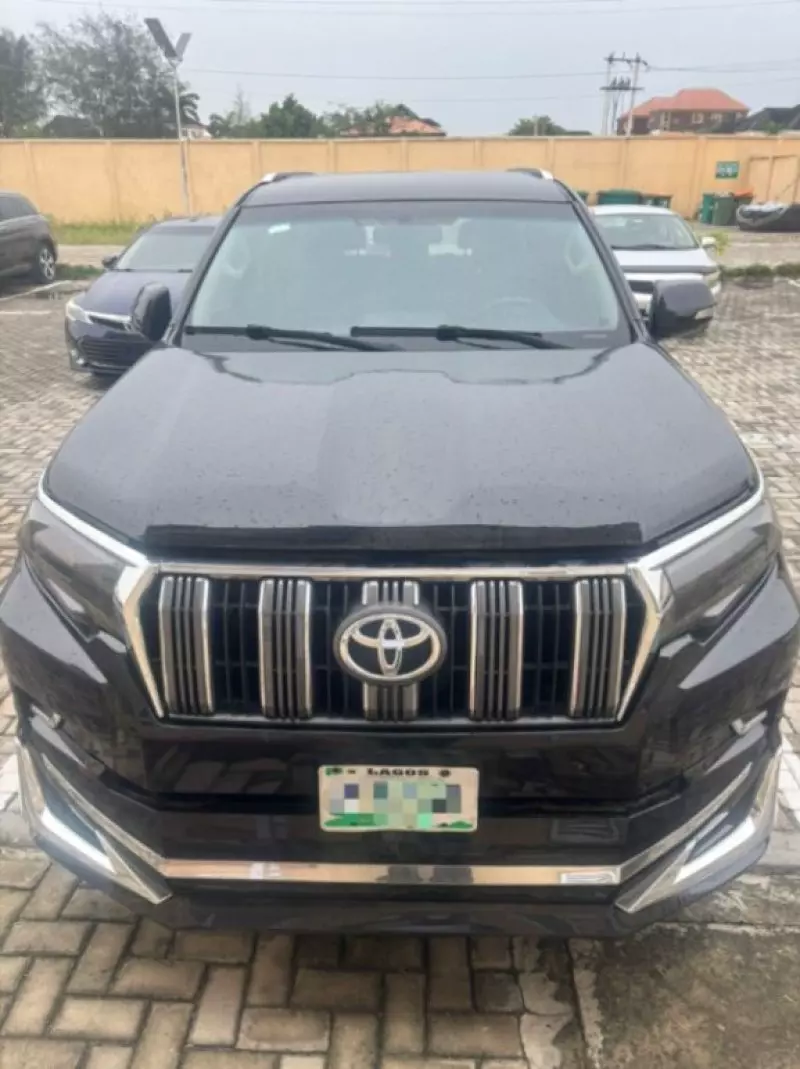 Toyota Landcruiser Prado   - 2015