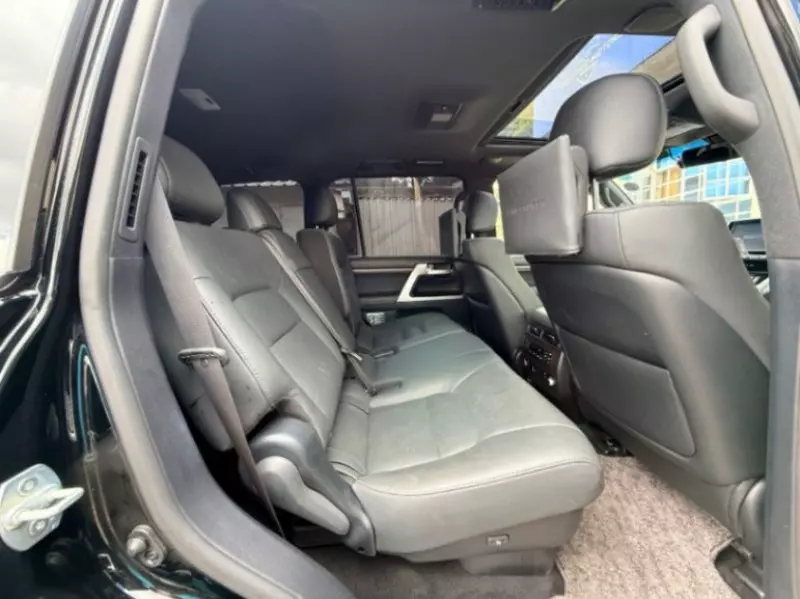 Toyota Landcruiser ZX   - 2019