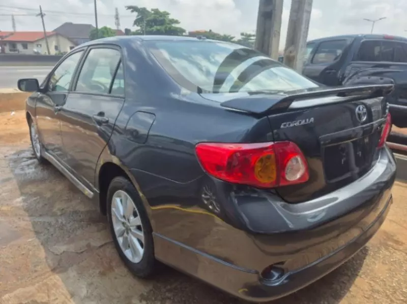 Toyota Corolla Sport   - 2010