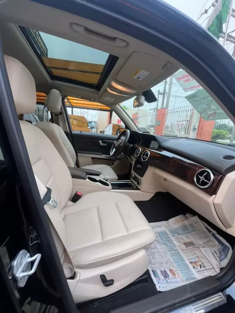 Mercedes-Benz GLK 350   - 2015
