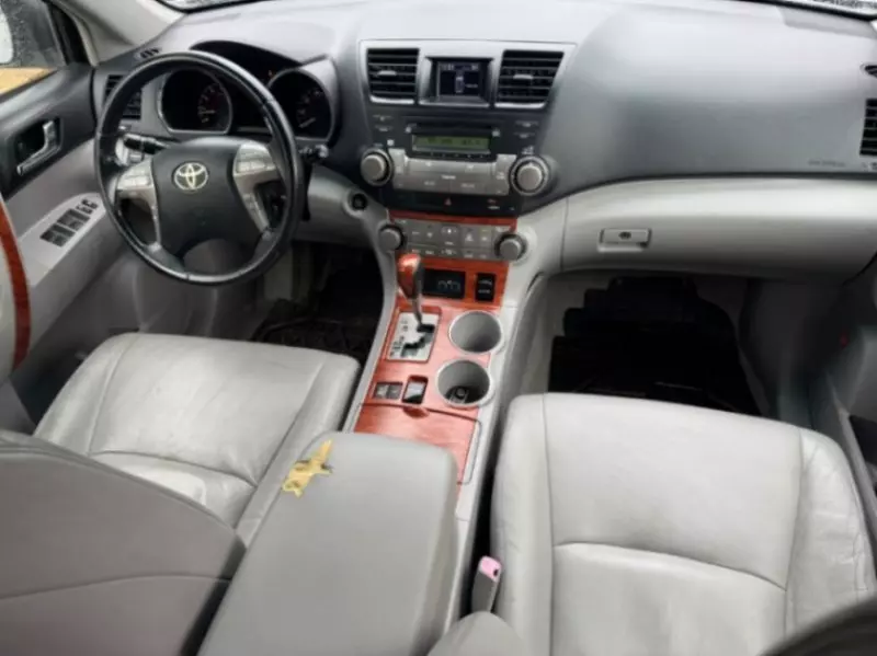 TOYOTA Highlander - 2008