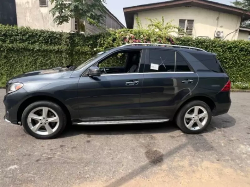 Mercedes-Benz GLE 350   - 2017
