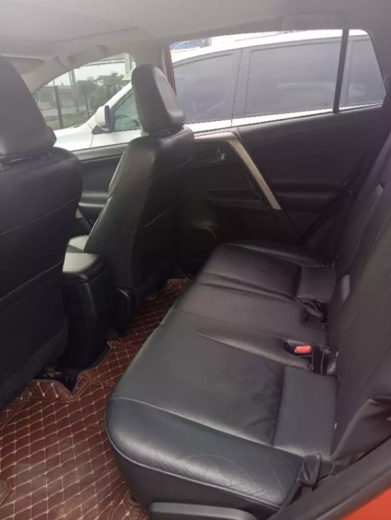 Toyota RAV 4   - 2014