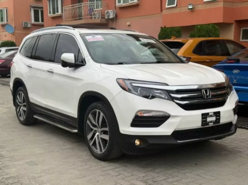 Honda Pilot   - 2016