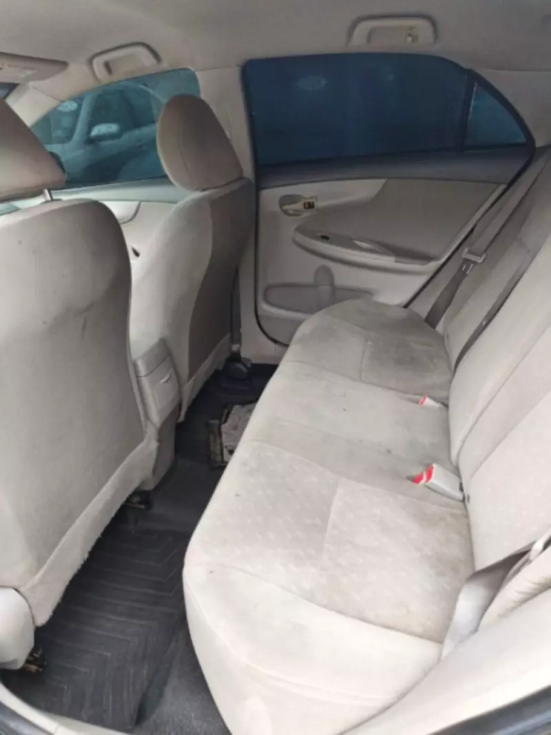 TOYOTA Corolla   - 2010