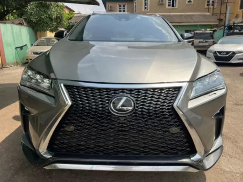 Lexus RX   - 2018