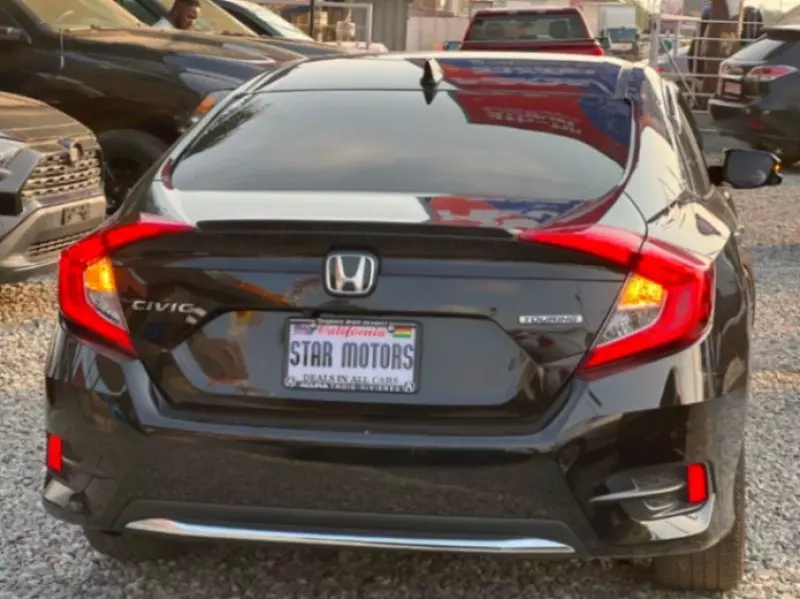 Honda Civic   - 2021