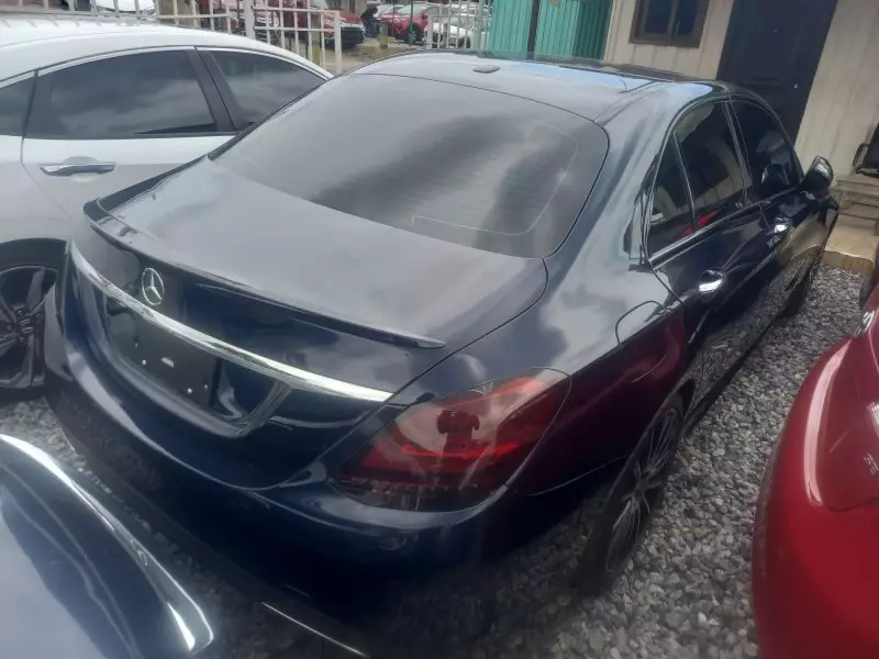 Mercedes-Benz C 300   - 2019