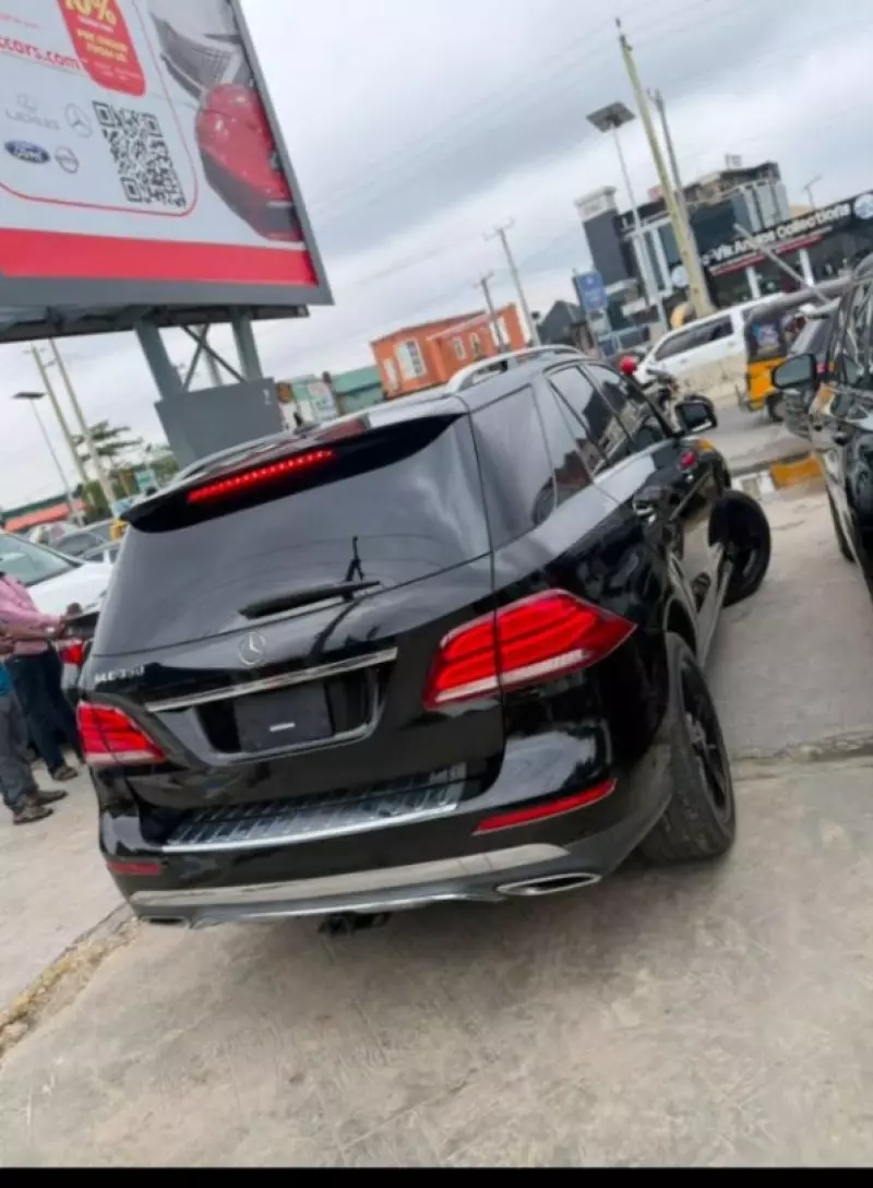 Mercedes-Benz GLE 350 - 2016