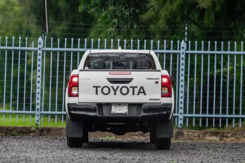 TOYOTA Hilux - 2022