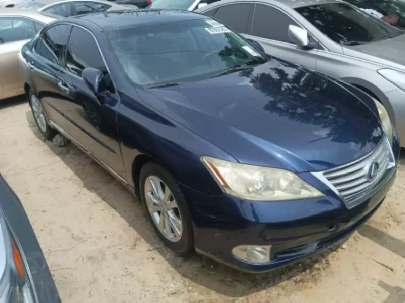 Lexus ES 350   - 2011
