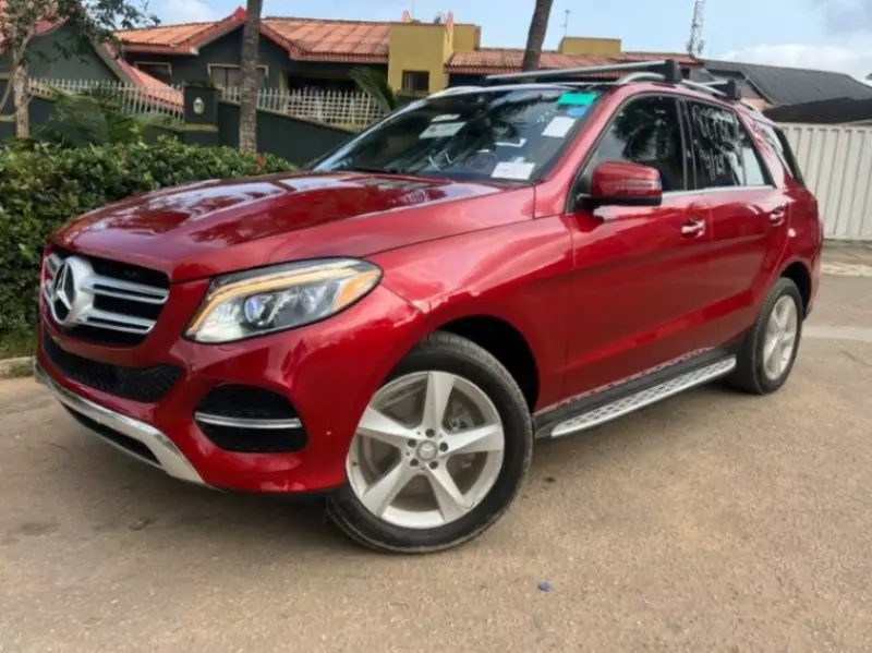 Mercedes-Benz GLE-Class   - 2017