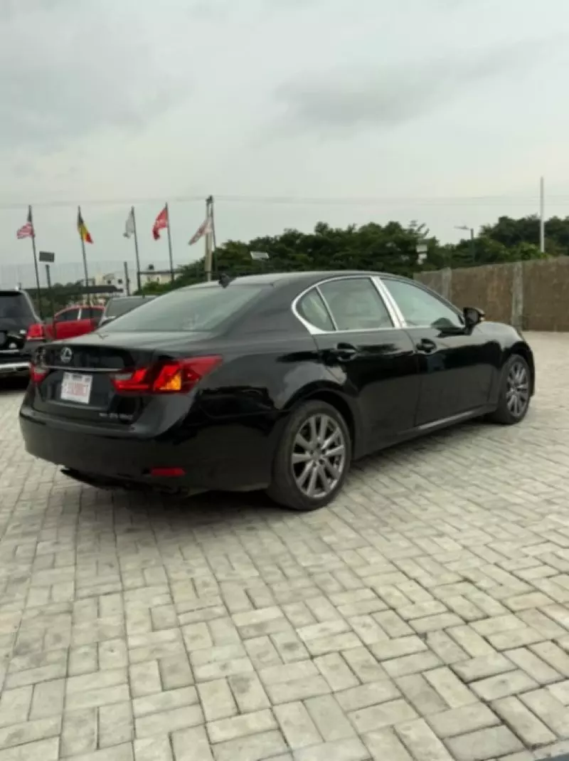 Lexus GS   - 2013