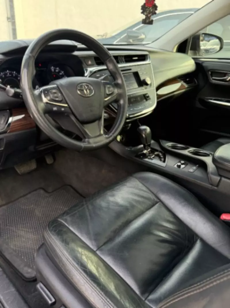 TOYOTA Avalon   - 2013