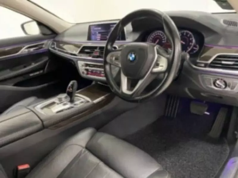 BMW M760   - 2016