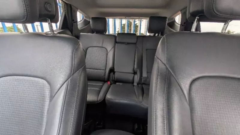 Hyundai Santa FE   - 2015