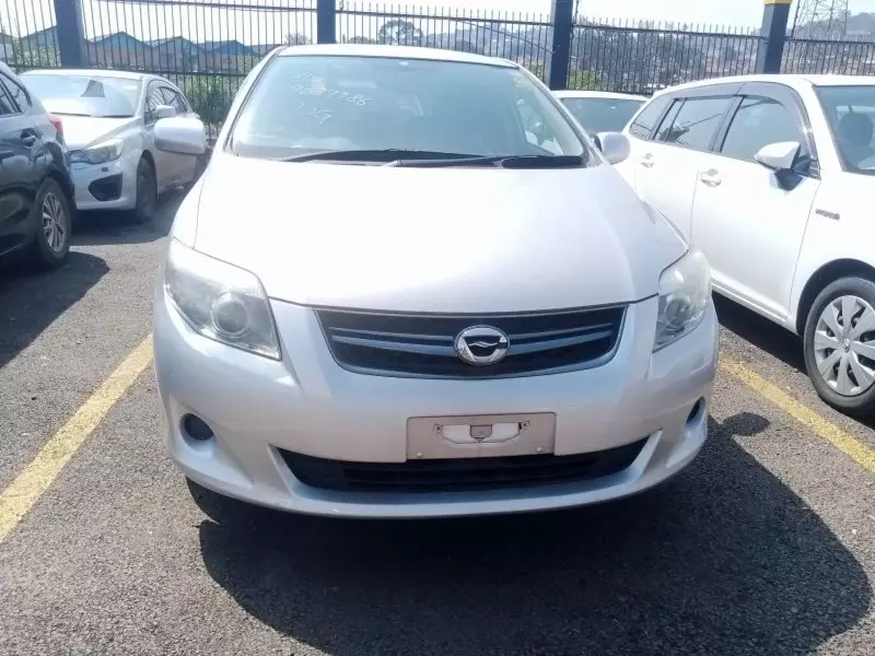 Toyota Fielder    - 2012