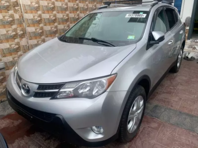 TOYOTA RAV 4 - 2015