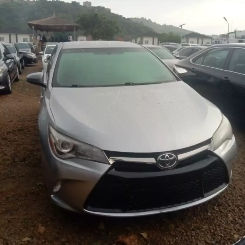 TOYOTA Camry   - 2017