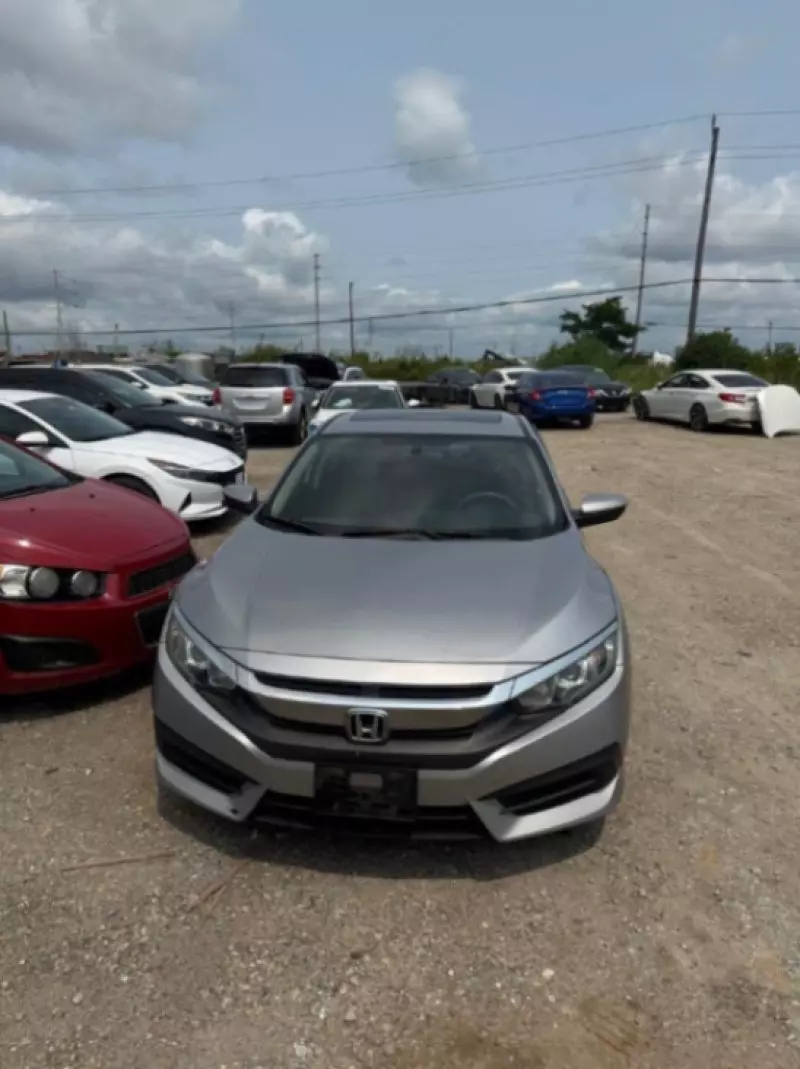 Honda Civic   - 2016