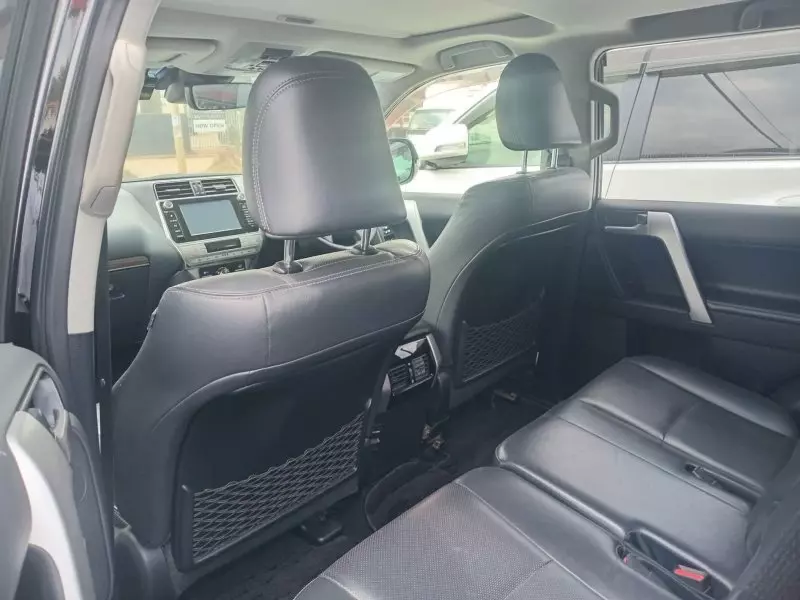 TOYOTA Landcruiser Prado   - 2019