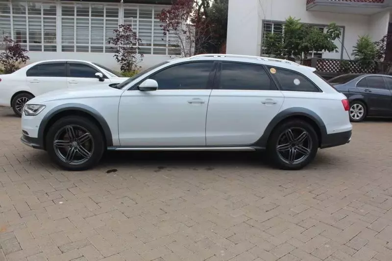 Audi A6 Allroad   - 2013
