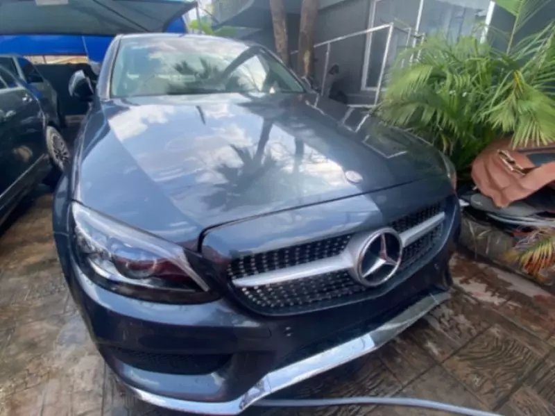 Mercedes-Benz C-Class   - 2015