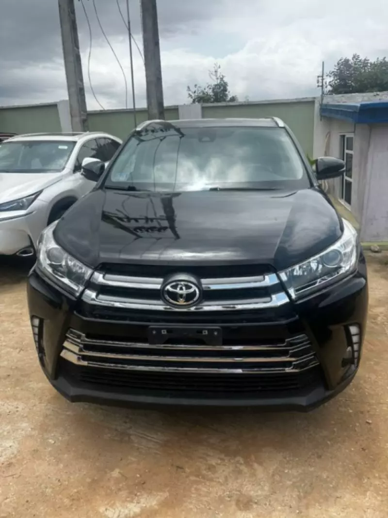 TOYOTA Highlander   - 2018