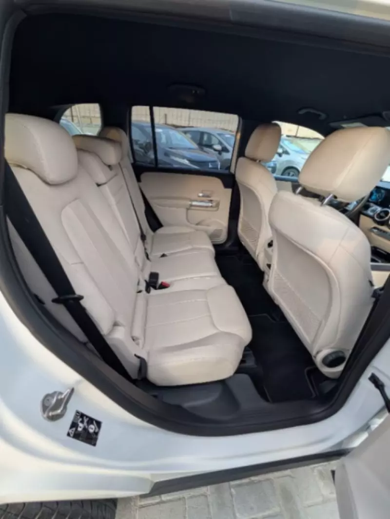 Mercedes-Benz GLB 250 - 2022