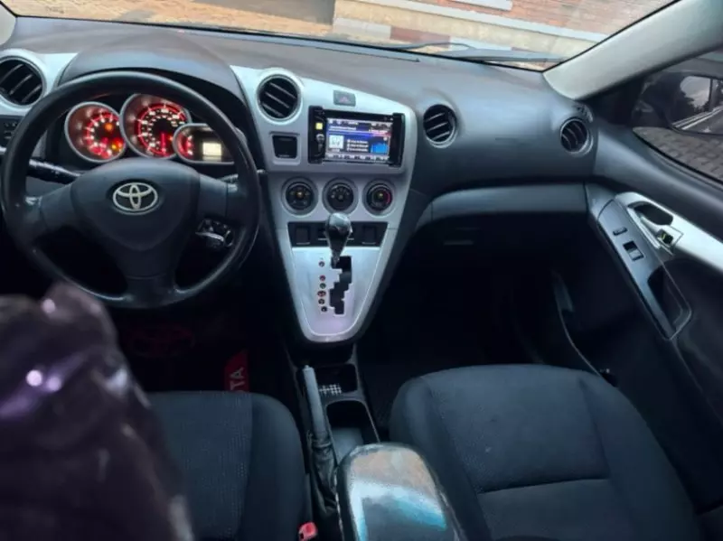 Toyota Matrix   - 2010