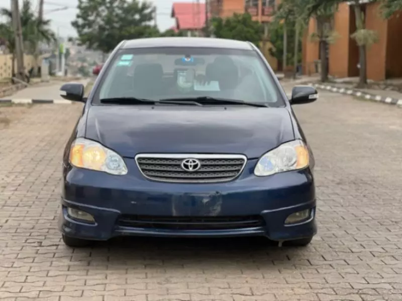 Toyota Corolla   - 2007