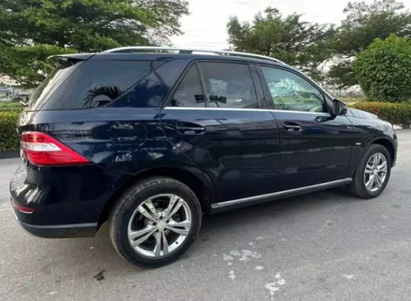 Mercedes-Benz ML 350   - 2012