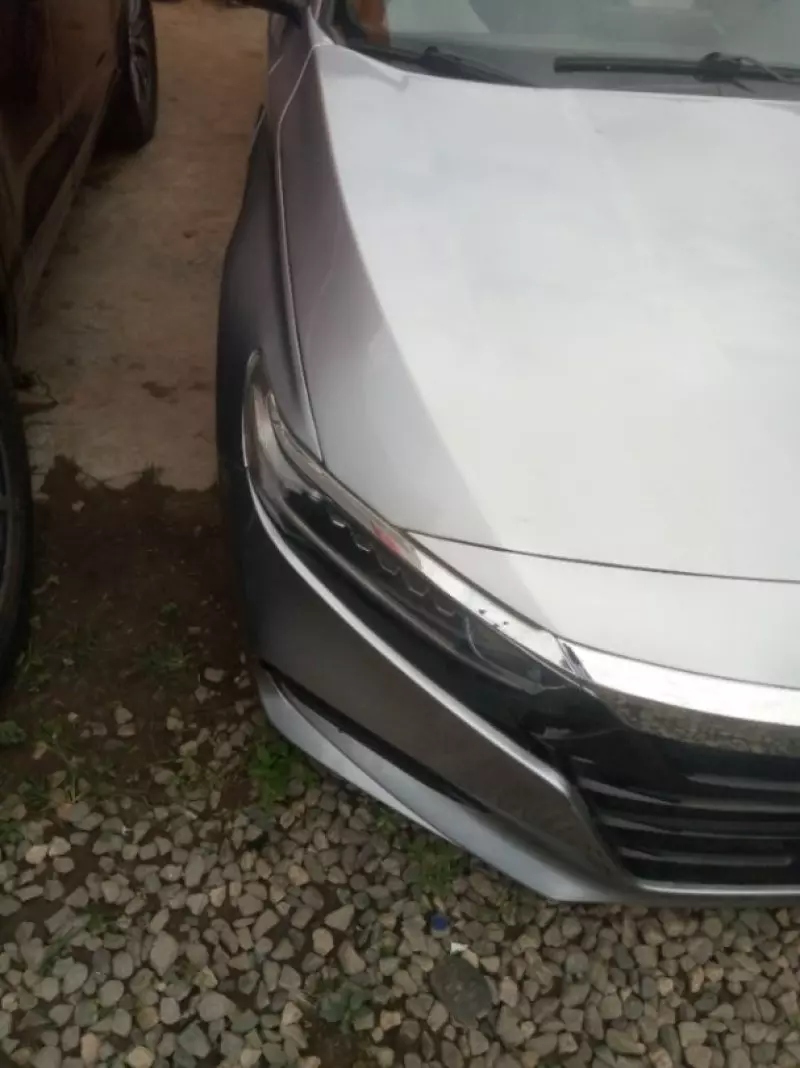 Honda Accord - 2018