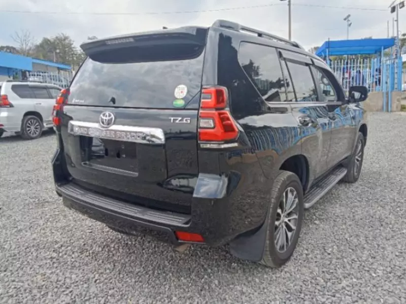 TOYOTA Landcruiser prado TZ   - 2018